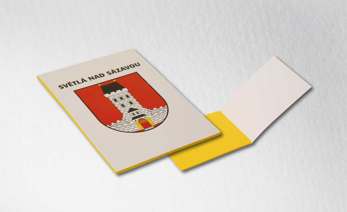 Lepené bloky s potištěnou obálkou a listy bez tisku
