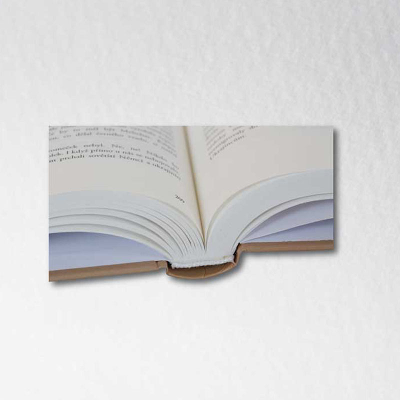 Knihy, brožury - tuhá vazba šitá - ořez desek s knižním blokem